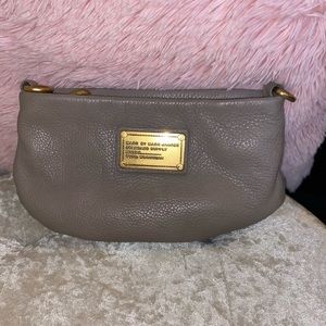 Marc Jacob’s grey cross body